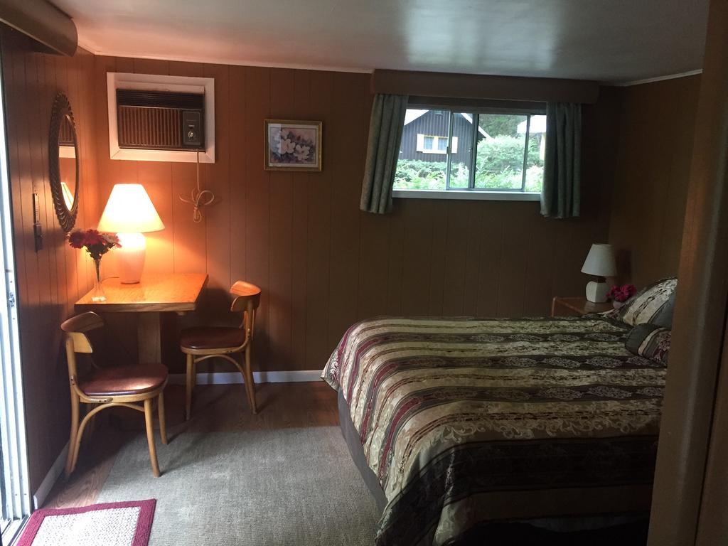 Amber Lantern Motel Lake George Kültér fotó
